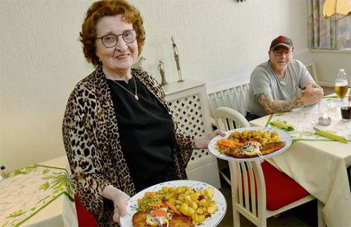 Ruth-serverer